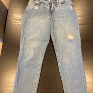 Distressed Straight Leg Jeans